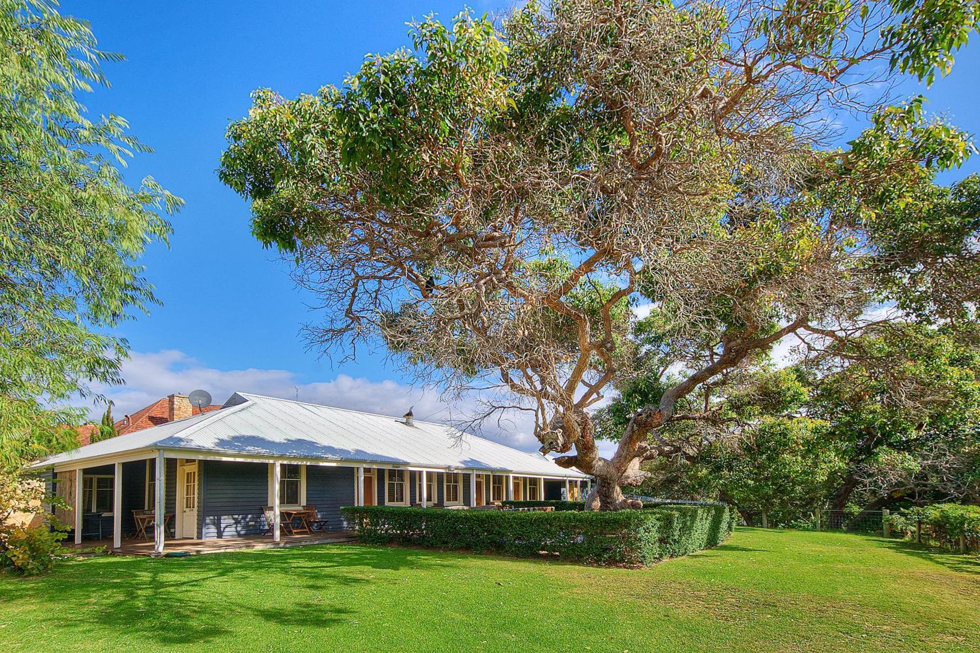 Caves House & Yallingup