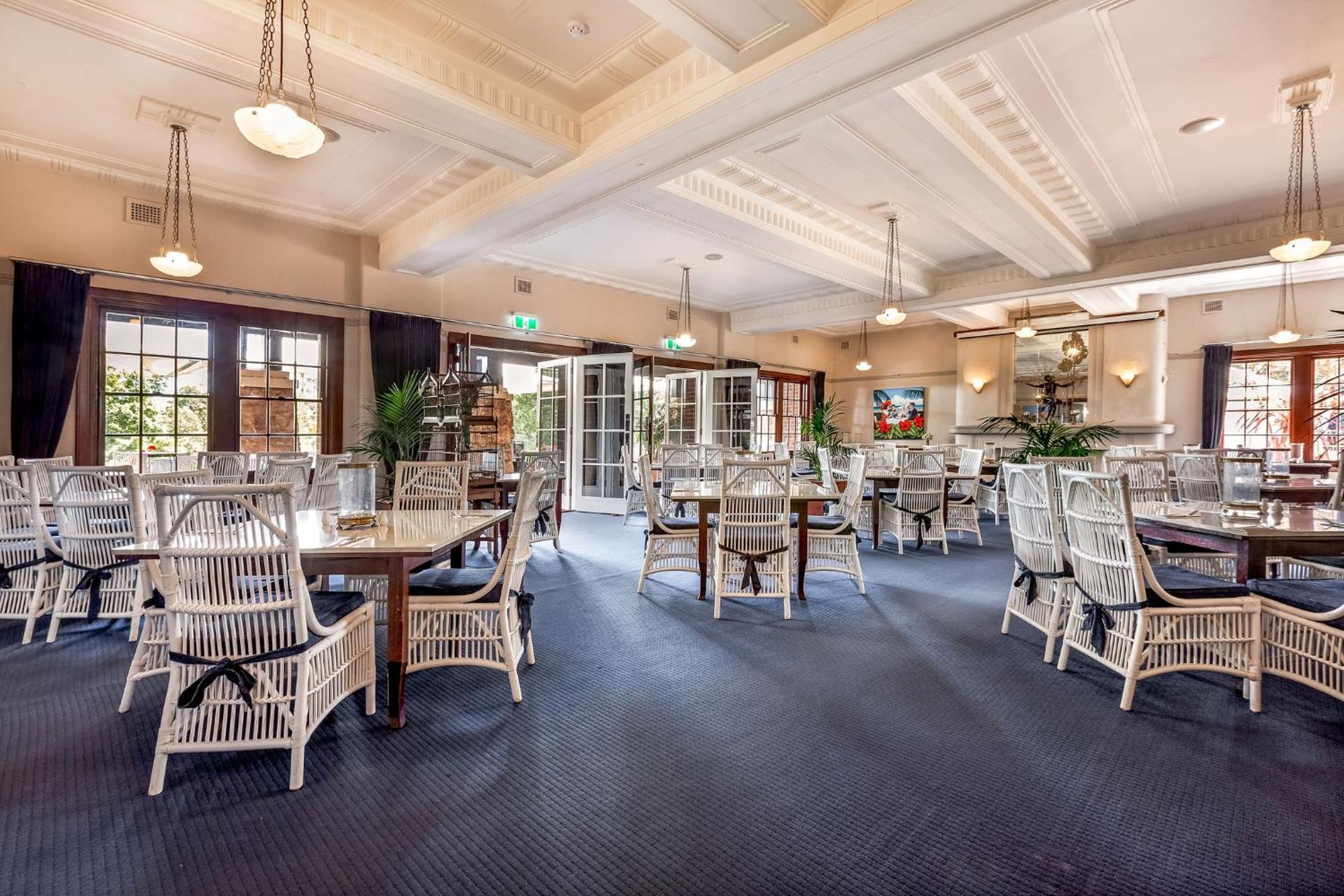 Caves House & Yallingup
