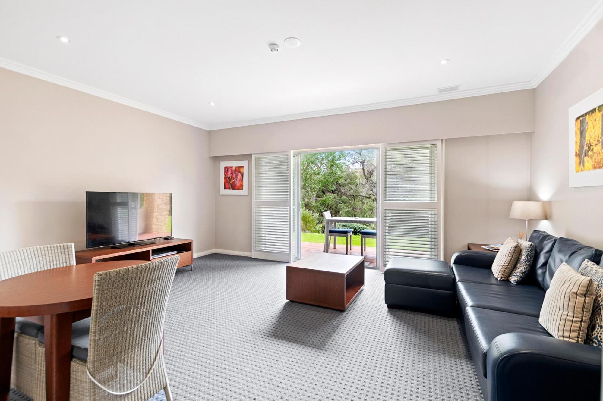 Hotel Caves House & 4*